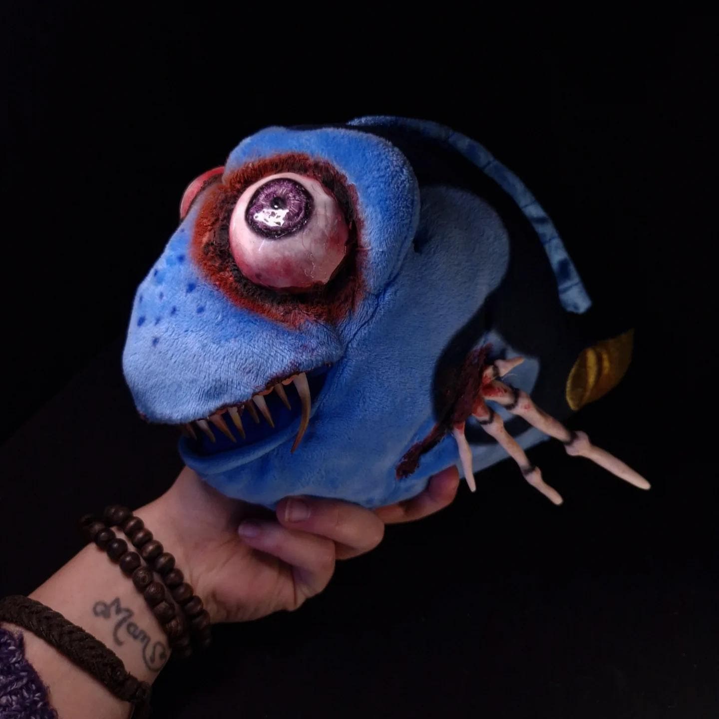 Creepy Dory plushie