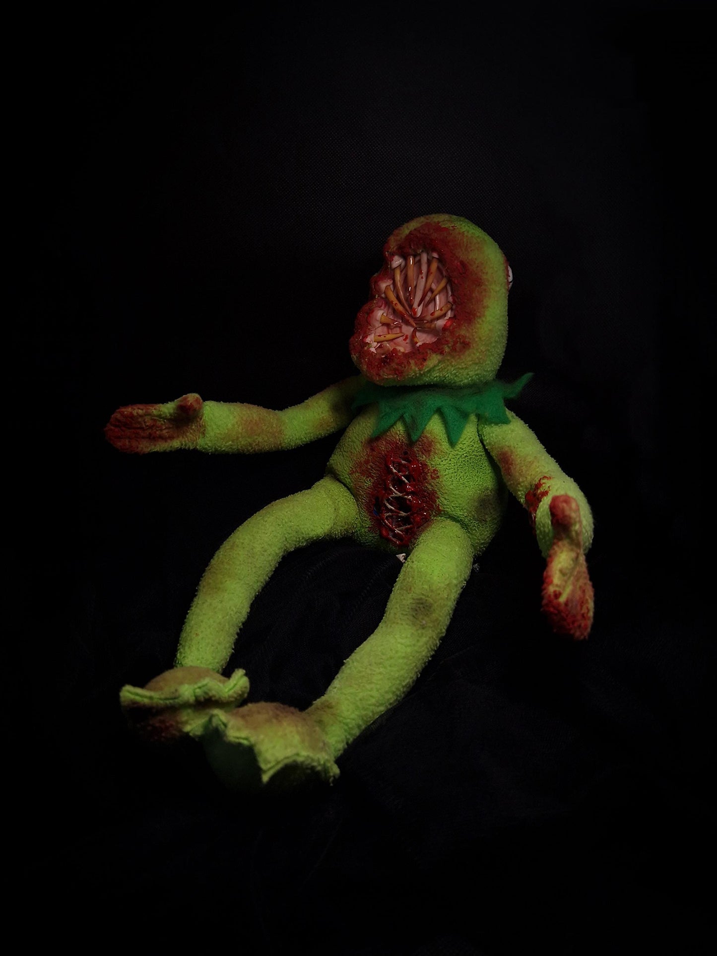 Kermit the frog gore plushie